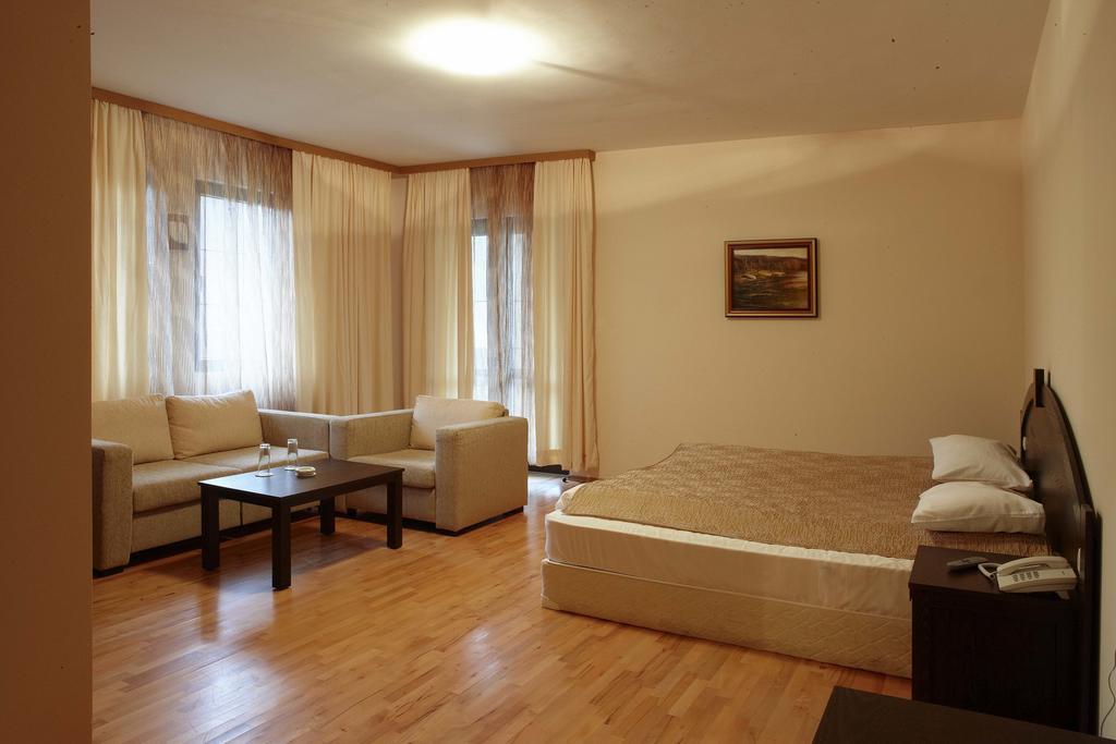 Hotel Eco Complex Smilyan Smilyan  Zimmer foto